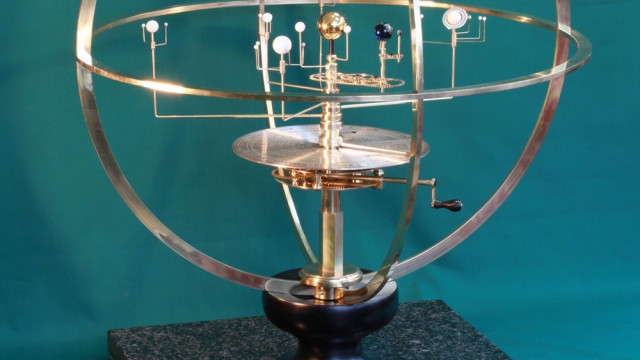 The Solar System (Model 116) - A Library model with armillary rings and on a granite base